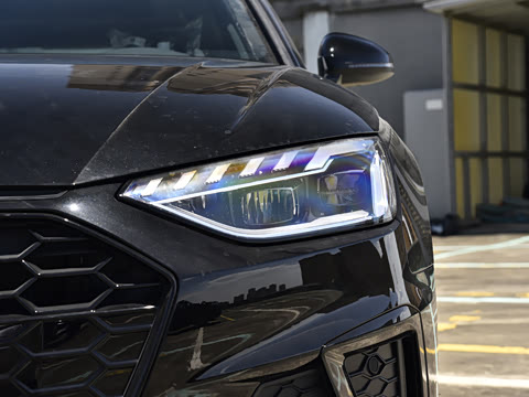 2026�� 200���������� 40 TFSI ����������