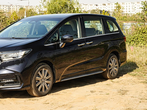 2026�� 2.0L e:HEV ��������