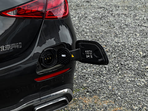 2025�� �Ŀ� C 350 eL