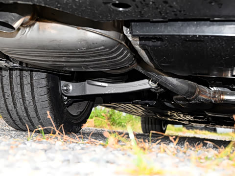 2025�� �Ŀ� C 350 eL