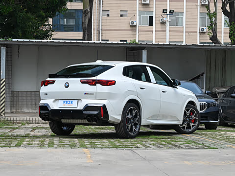 2026�� M35i