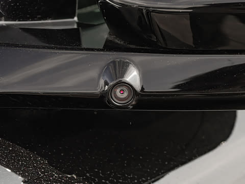 2025�� 240����Ultra�˶���