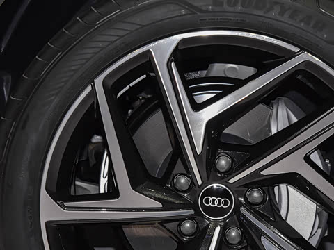 2026�� quattro Ǭ���Ǽݰ�