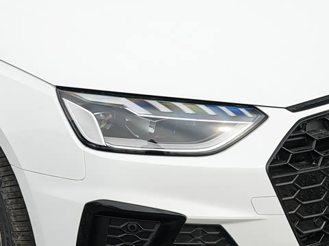 2026�� 200���������� 40 TFSI ����������