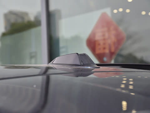 2026�� �Ŀ� xDrive 40Li ������M�˶���ҹ��װ