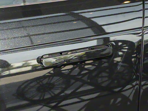 2025�� 400PS Dynamic SE