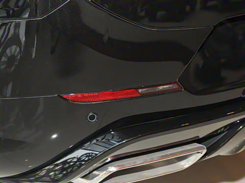 2025�� 400PS Dynamic SE