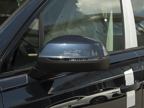 2025�� 55 TFSI quattro S line����ʿ��