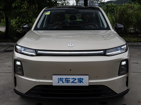 2027�� 660������