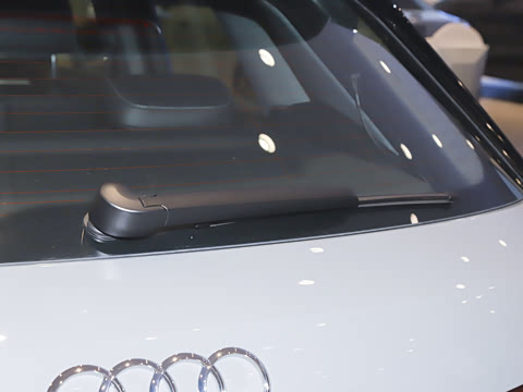 2026�� quattro 45�����ذ� 35TFSI ʱ�ж�����