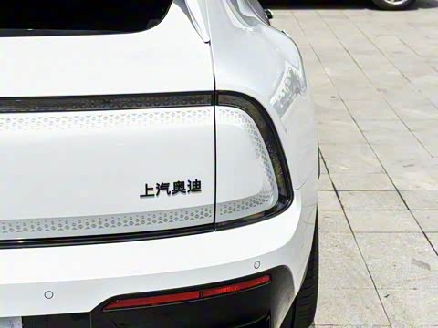 2026�� �ȷ�quattro��