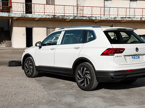 2026�� ���ڿ� 300TSI �Զ��������ڰ�