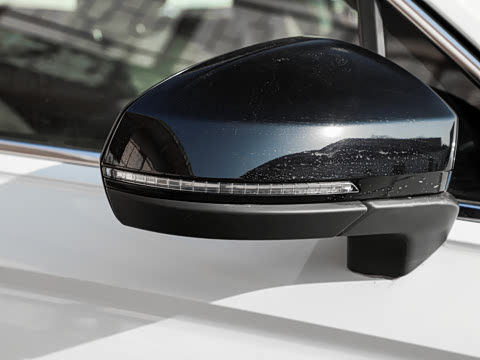 2026�� ���ڿ� 300TSI �Զ��������ڰ�