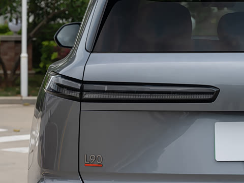 2026�� Ultra+ ������