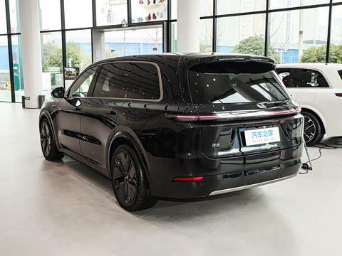 2025�� Pro ���ܻ��°�