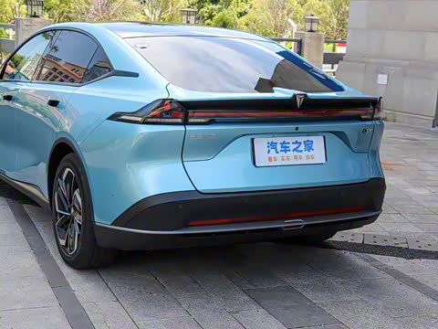 2026�� 550Ultra��ΪǬ��ADS SE��