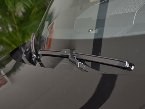 2026�� 3.0 L6 400PS �ڿ���