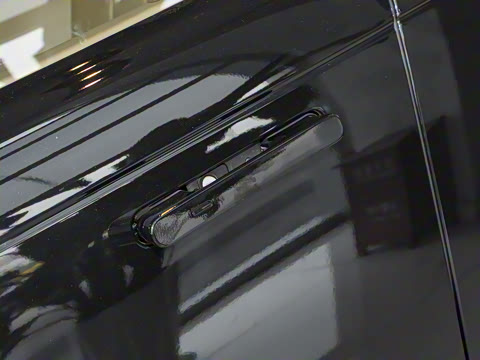 2025�� 3.0 L6 360PS ʢ����