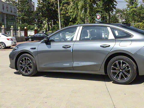 2025�� EM-i 70km ������