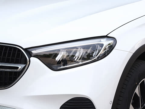 2026�� �Ŀ� GLC 260 L 4MATIC �����