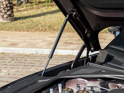 2026�� 225km EM-P Զ�����ǺӰ�+ҫҹ��װ