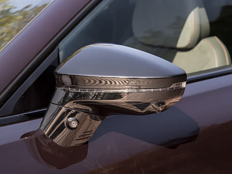 2026�� 225km EM-P Զ�����ǺӰ�+ҫҹ��װ