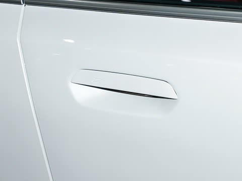 2026�� �Ŀ� 530Li ������ M�˶���װ