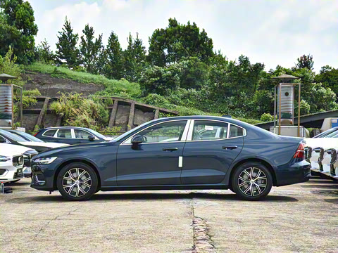 2026�� B4 ���ݺ�����