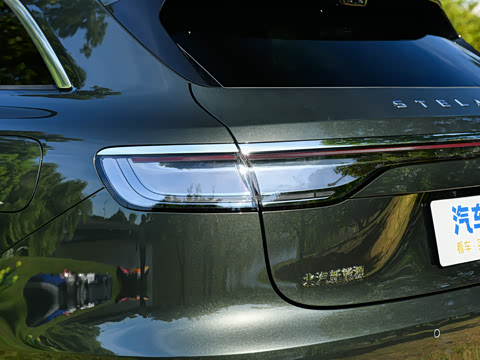 2025�� ���� Ultra��������