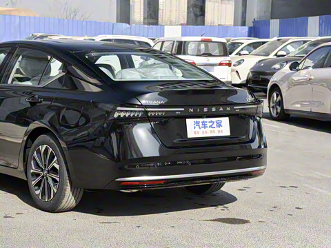 2026  2.0L ܳʰ