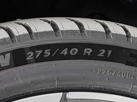 2026�� �Ŀ� xDrive 40Li M�˶���ҹ��װ