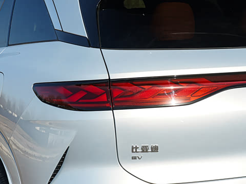 2025�� EV 670KM�����״�������