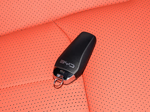 2025�� EV 670KM�����״�������