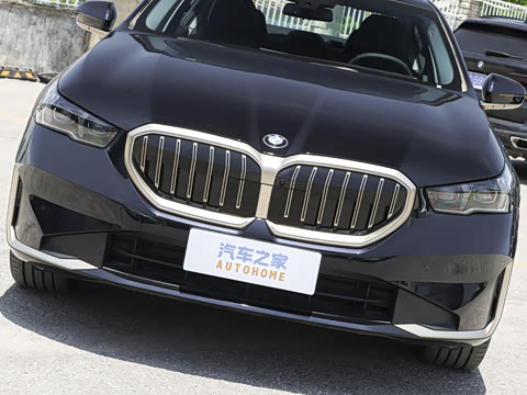 2026�� �Ŀ� 530Li ������ ������װ