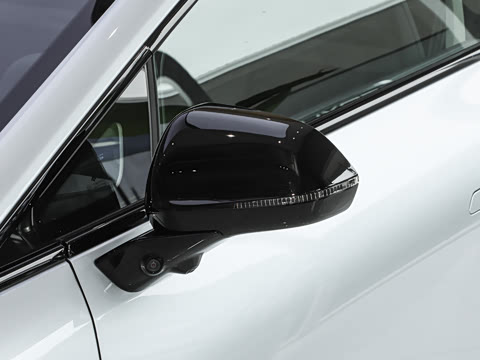 2025�� 630 Max��