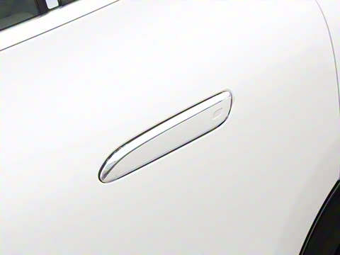 2025�� EQS 680 ���ݰ�