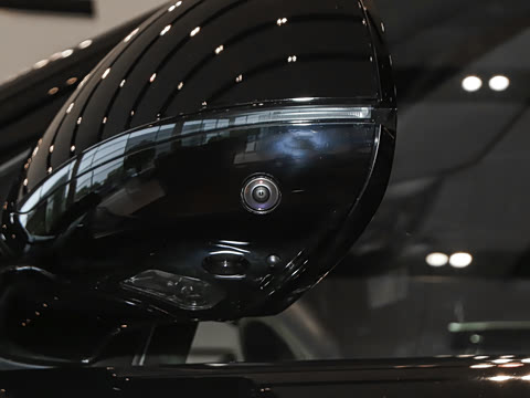 2026�� 3.0 L6 400PS AB�����