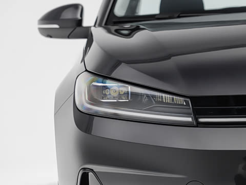 2026�� S 300TSI ������