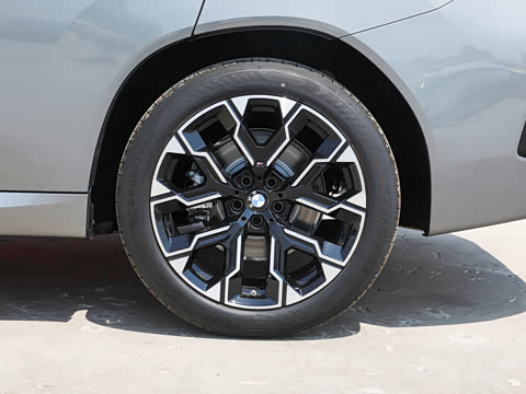 2026�� xDrive30L ������ M�˶���ҹ��װ