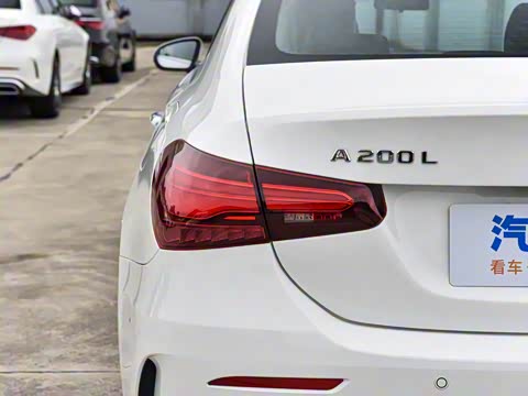 2025�� �Ŀ� A 200 L ʱ����