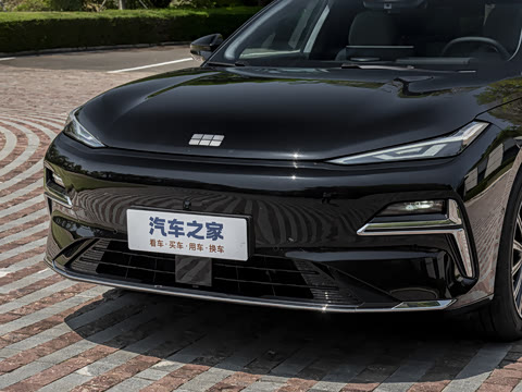 2026�� 225km EM-i Զ�����ǺӰ�