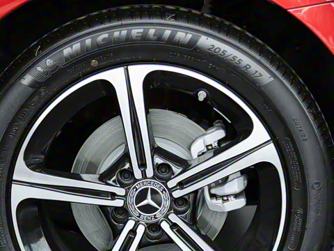 2025�� �Ŀ� A 200 L ʱ����