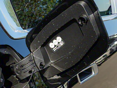 2026�� 735Li M�˶���װ