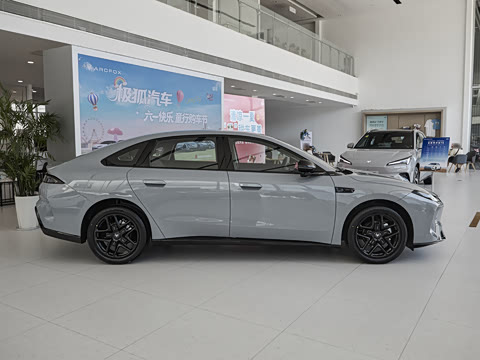 2026�� 560MAX