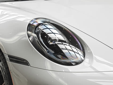 2026�� Carrera 3.0T