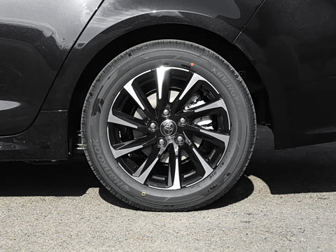 2026�� 1.8L ˫�� ��Ӣ��