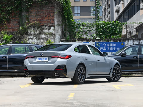 2026�� 425i Gran Coupe M�˶���װ