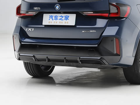 2026�� xDrive30L M�˶���ҹ��װ