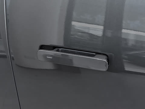 2025�� Ultra ���ܻ��°�