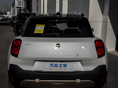 2025�� SE ������